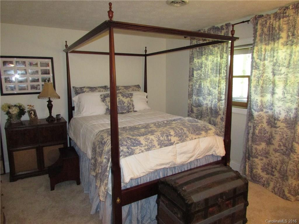 28 Fairway Drive #23 - Photo 18