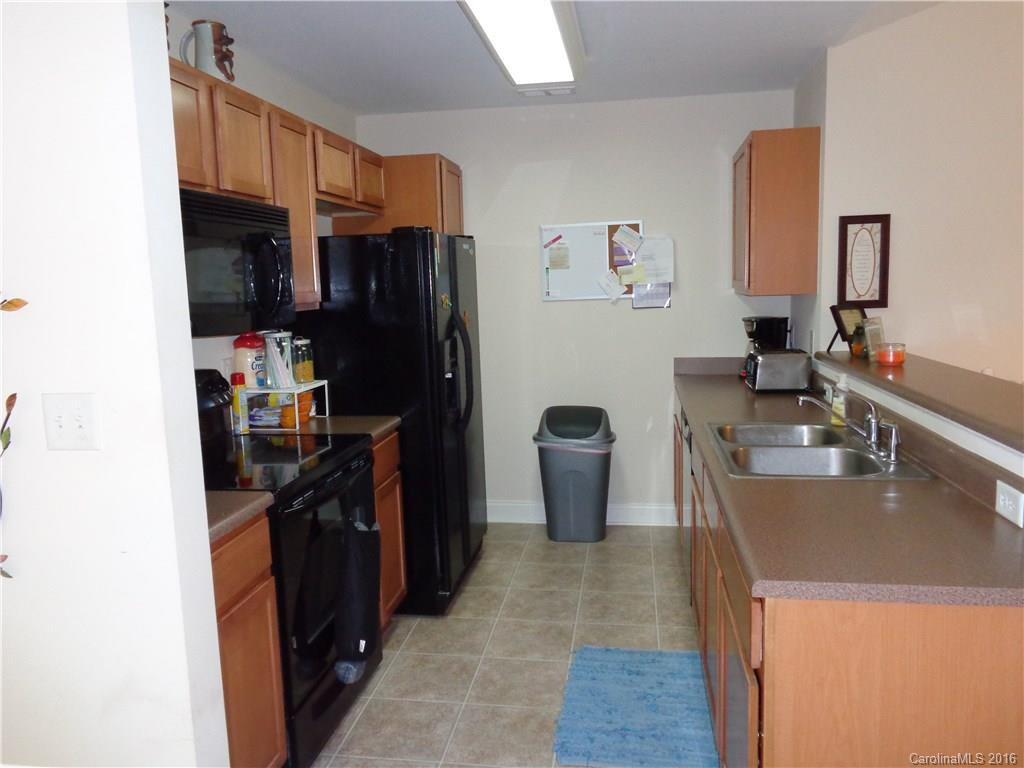 65 Fox Den Drive #203 - Photo 4