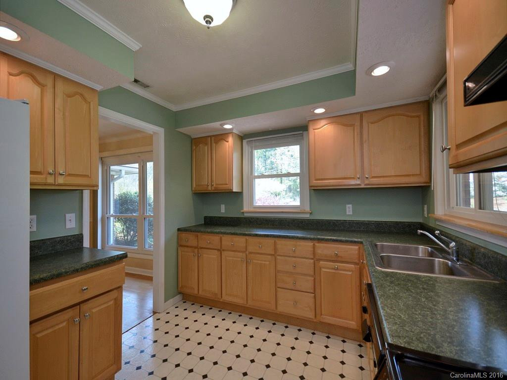 156 Rugby Forest Lane - Photo 5