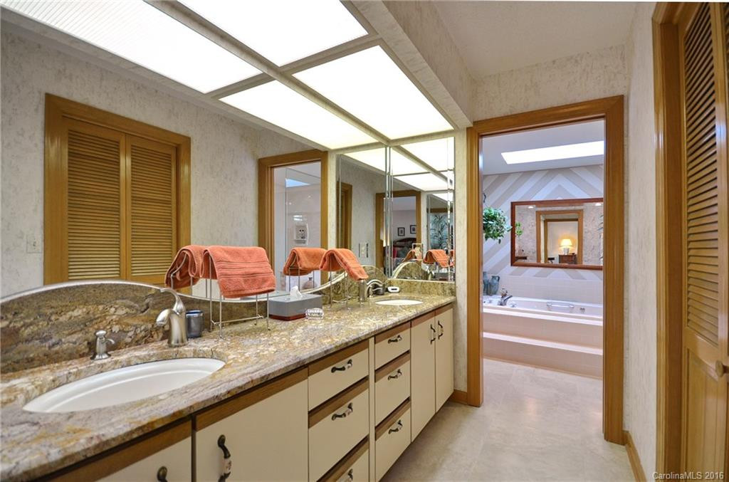 396 Cummings Parkway - Photo 16