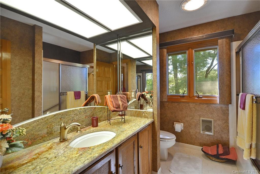 396 Cummings Parkway - Photo 17