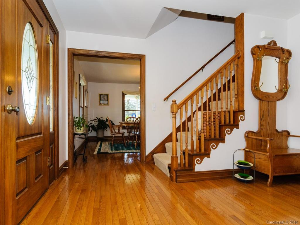 116 Windy Hills Lane - Photo 4