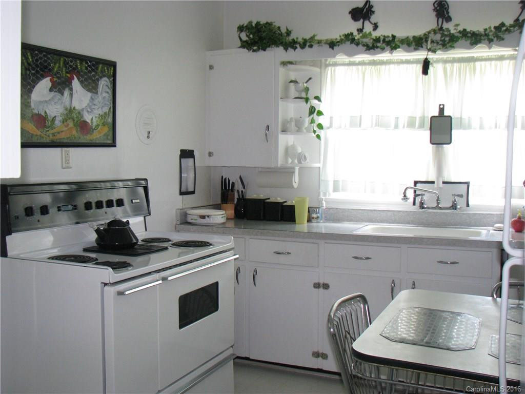 20 Clay Street #10 - Photo 3
