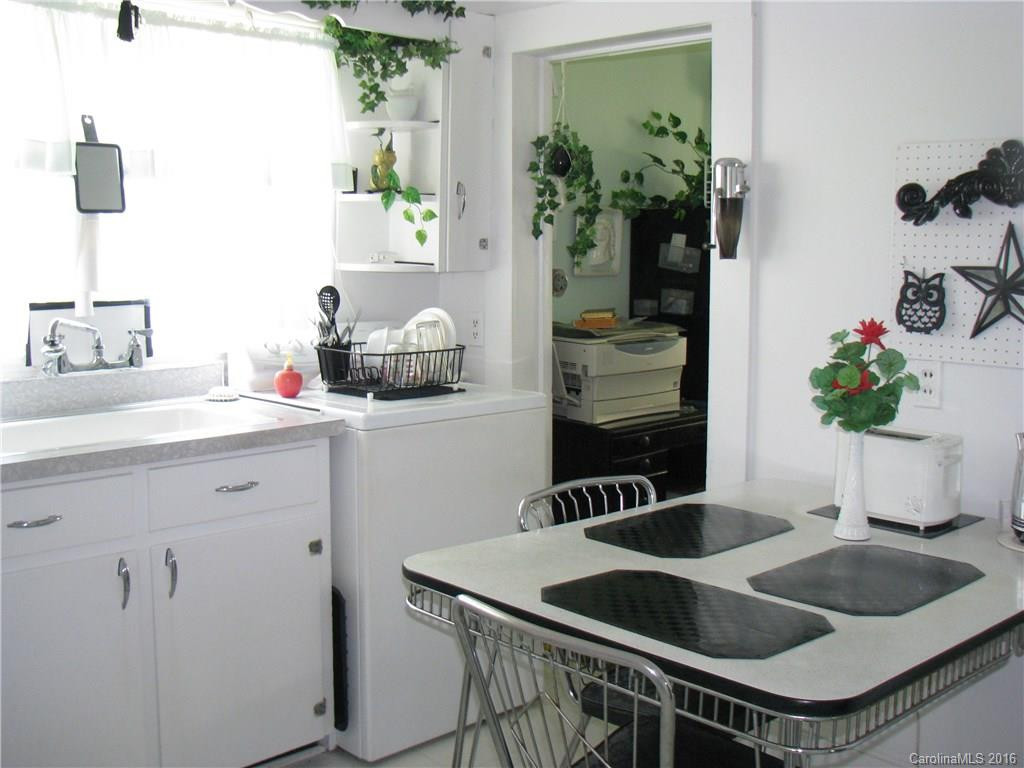 20 Clay Street #10 - Photo 5