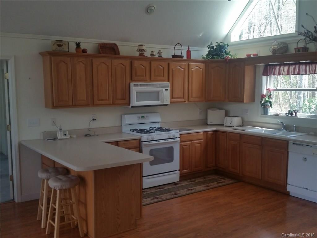 79 Crestmont Drive - Photo 11