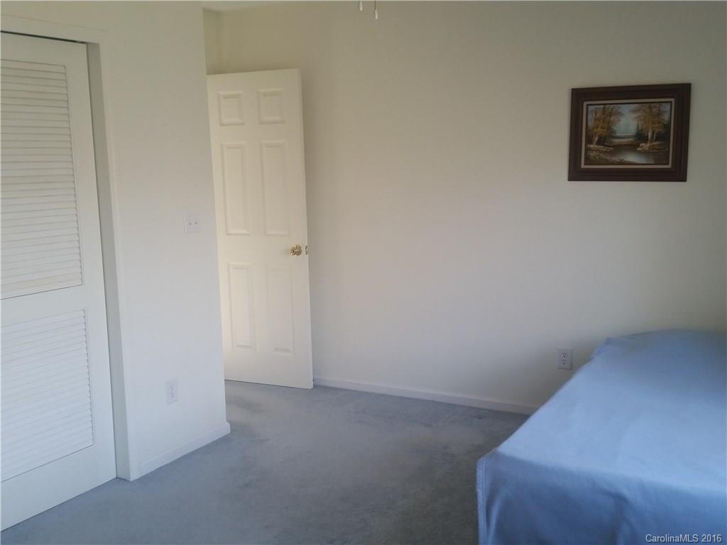 79 Crestmont Drive - Photo 13