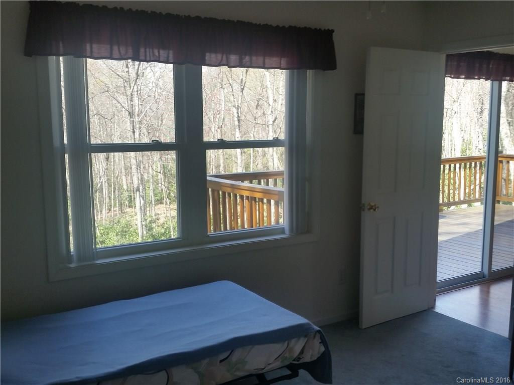 79 Crestmont Drive - Photo 14