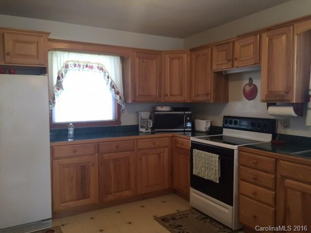 156 Cayton Road - Photo 3