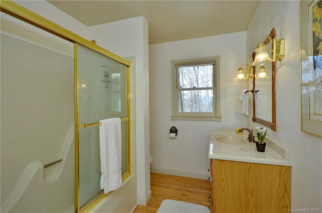 486 Oak Ridge Drive - Photo 16