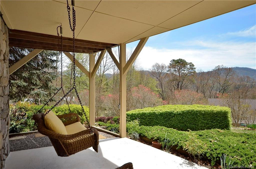 486 Oak Ridge Drive - Photo 18