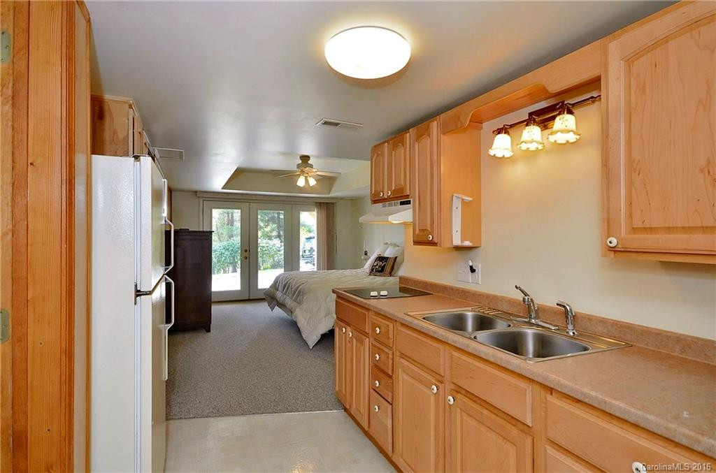 486 Oak Ridge Drive - Photo 21