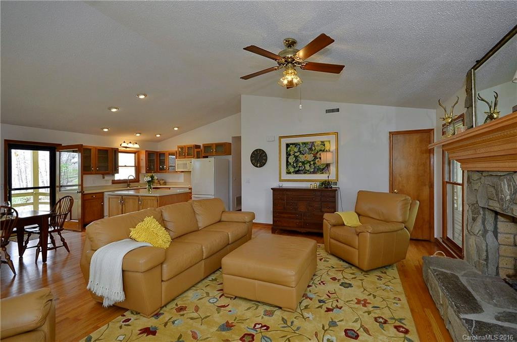 486 Oak Ridge Drive - Photo 6