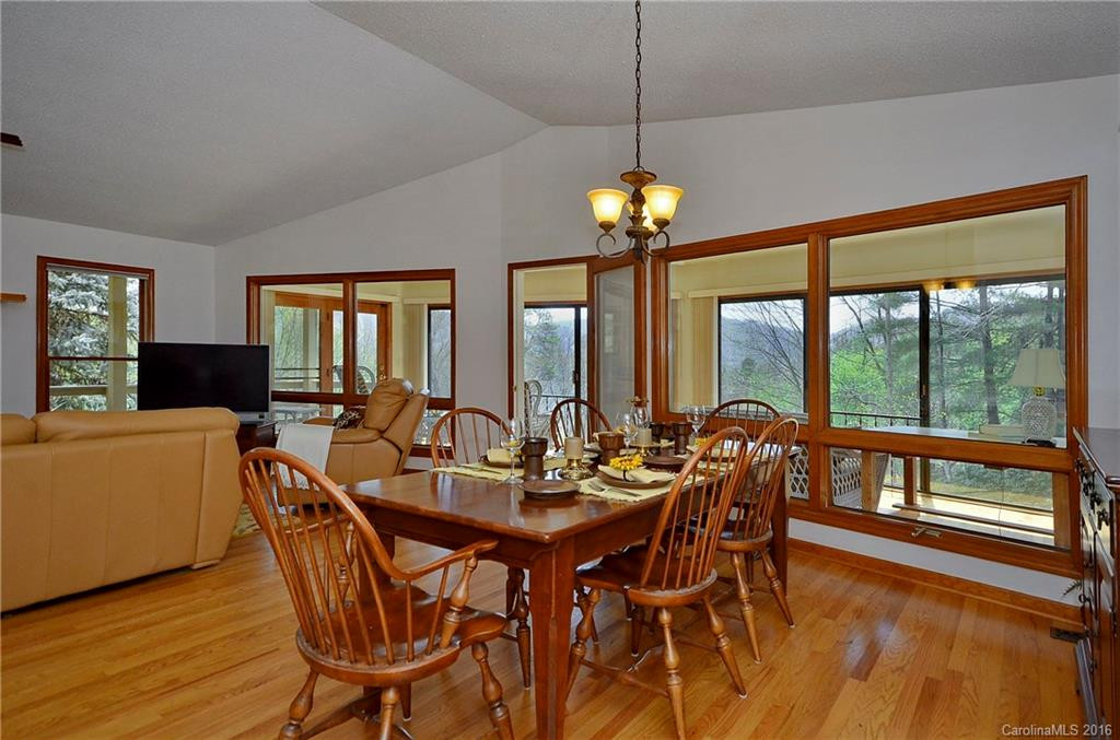 486 Oak Ridge Drive - Photo 7