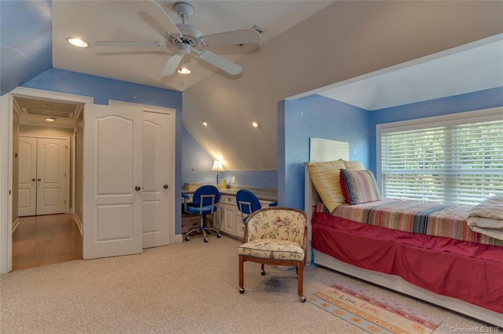 710 Plantation Drive - Photo 21