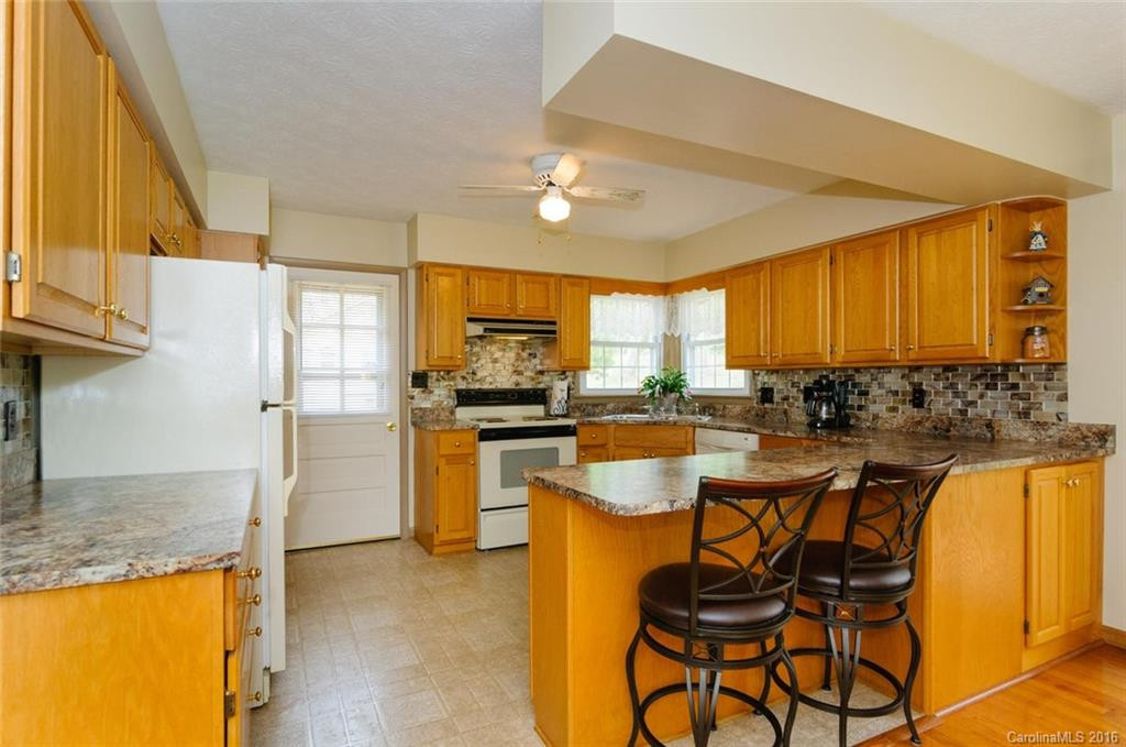 110 Whitted Knoll #Lots 3 & 4 - Photo 5