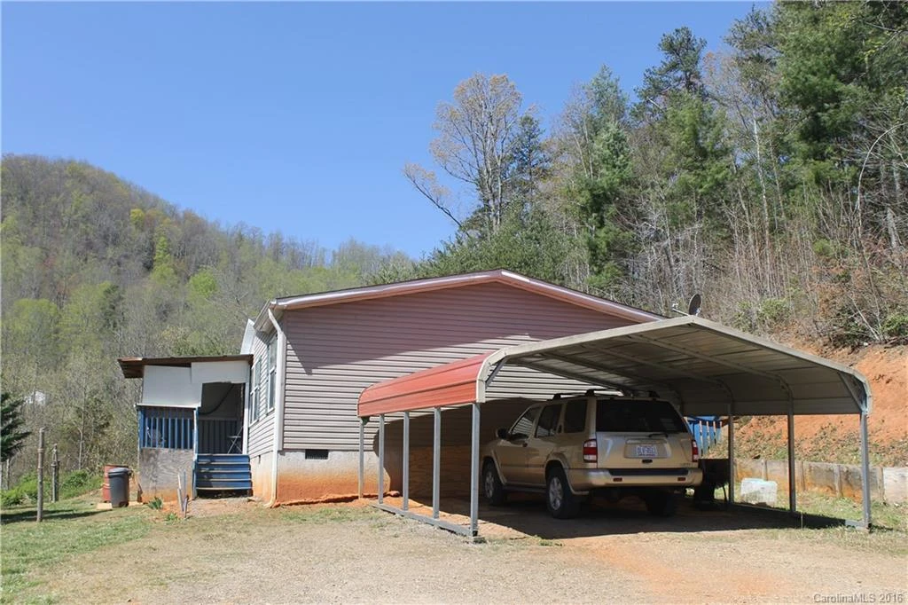 25 Laurel Cove Road