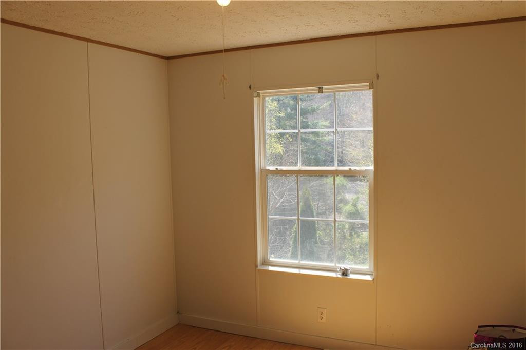 25 Laurel Cove Road - Photo 4