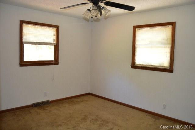 133 McCall Street - Photo 9