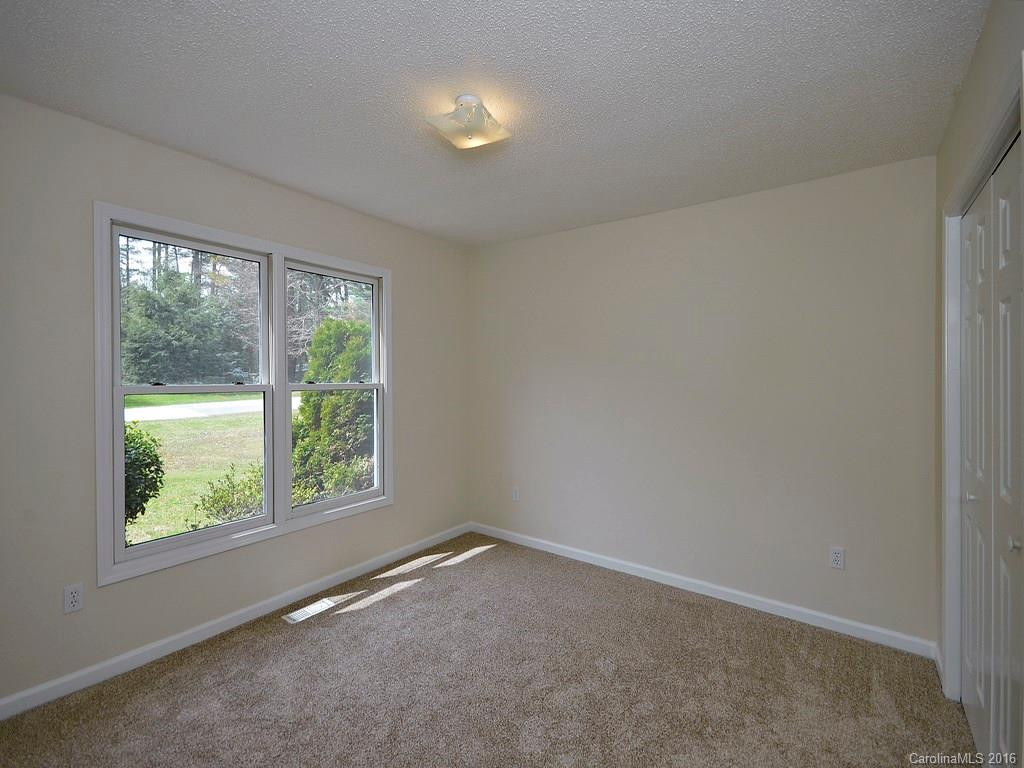 102 Kenwood Drive #3 - Photo 11