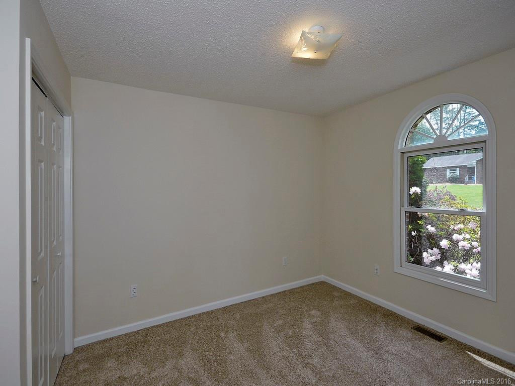 102 Kenwood Drive #3 - Photo 13
