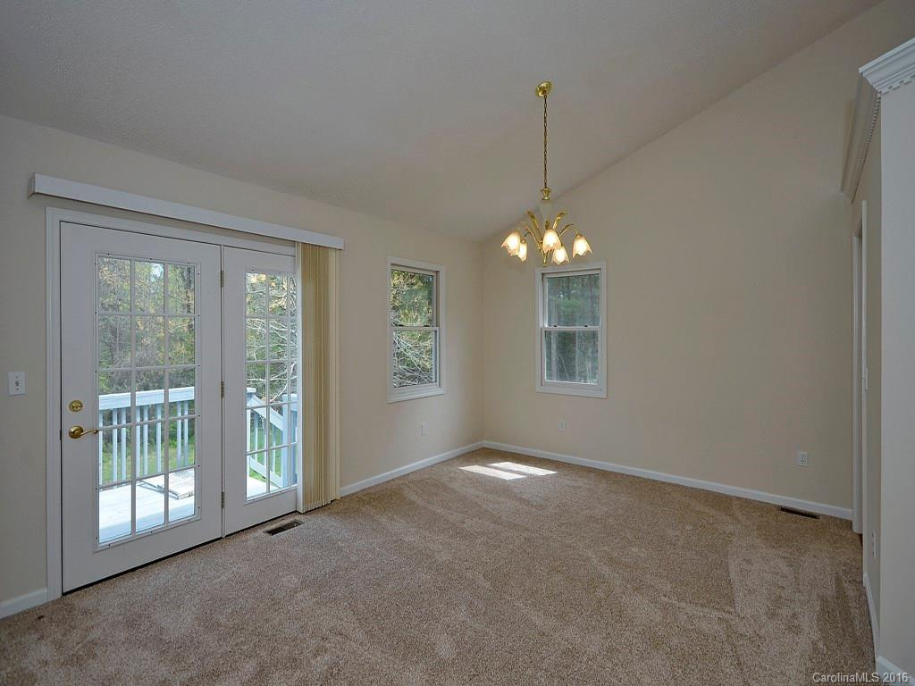 102 Kenwood Drive #3 - Photo 4
