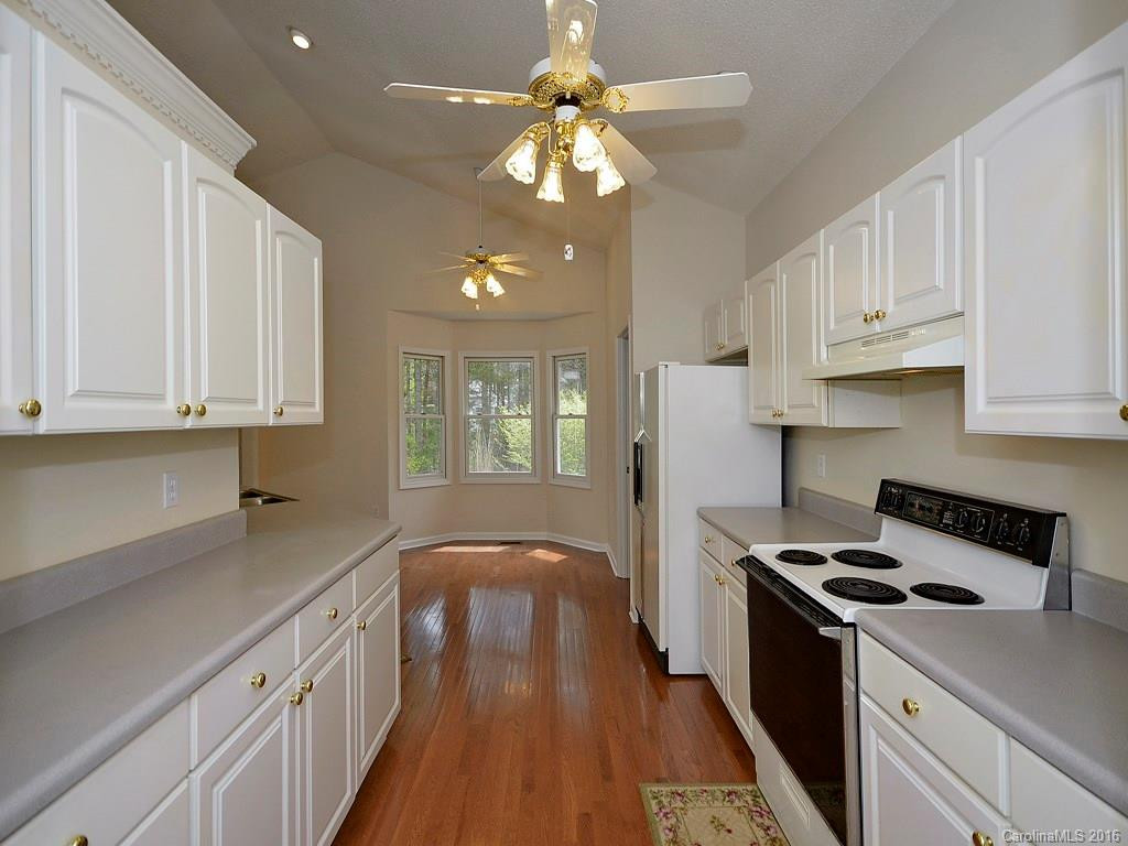 102 Kenwood Drive #3 - Photo 7