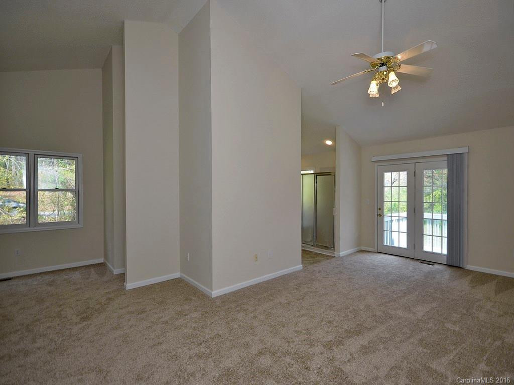 102 Kenwood Drive #3 - Photo 9