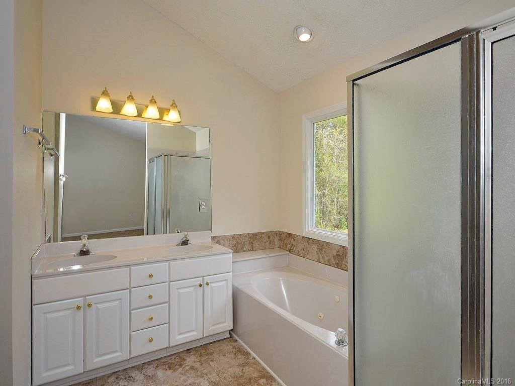 102 Kenwood Drive #3 - Photo 10