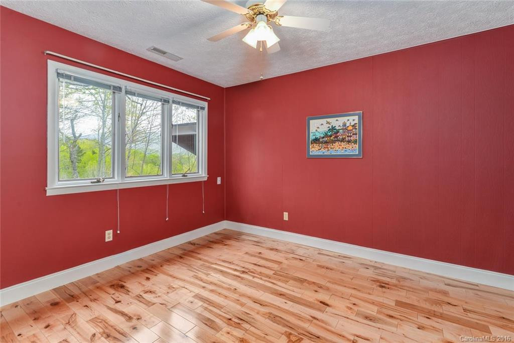 27 Patriots Drive - Photo 16
