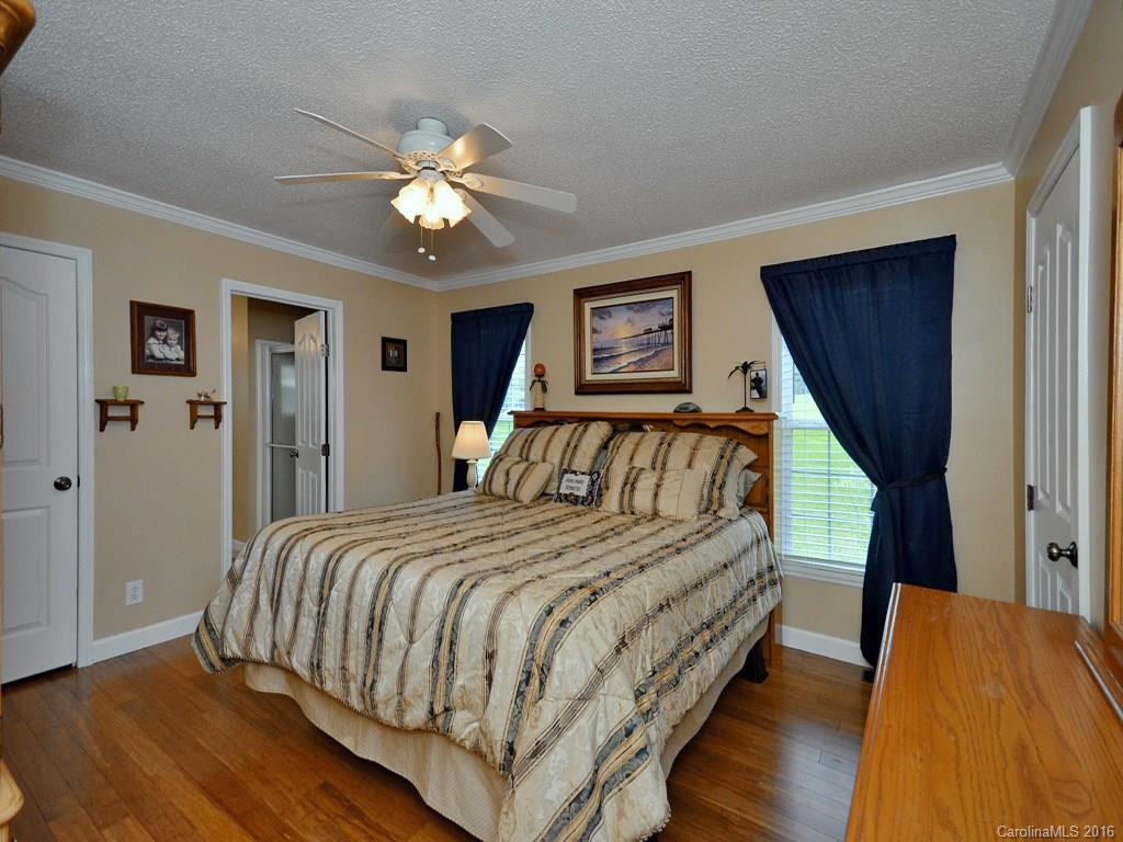 90 Hampton Road - Photo 12
