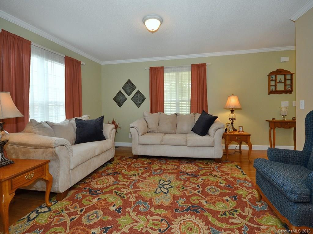 90 Hampton Road - Photo 6