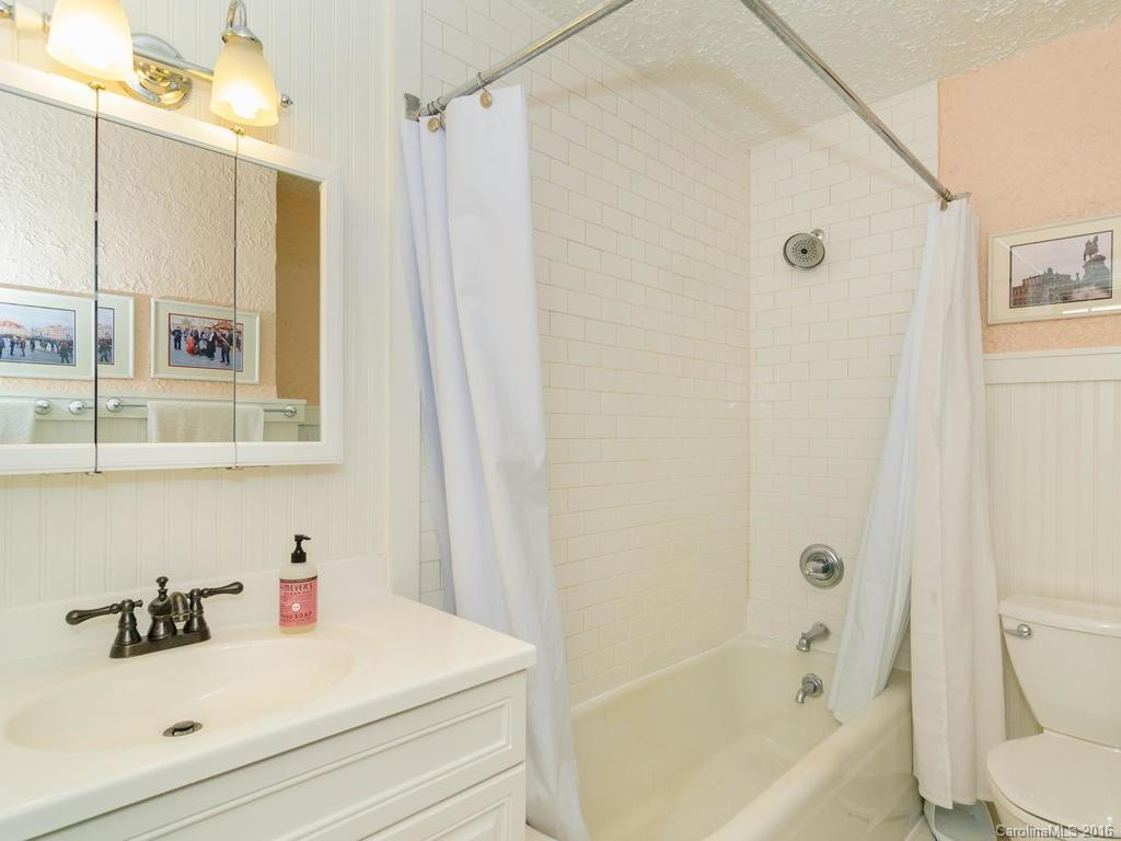 56 Sheridan Road - Photo 14