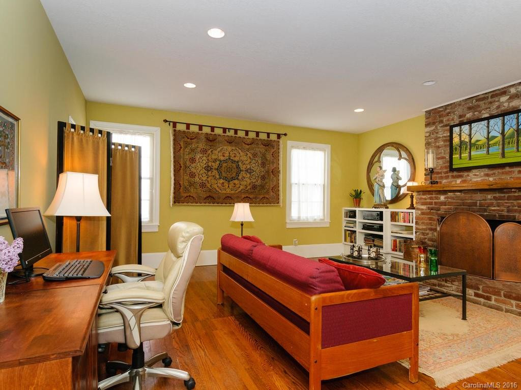56 Sheridan Road - Photo 3
