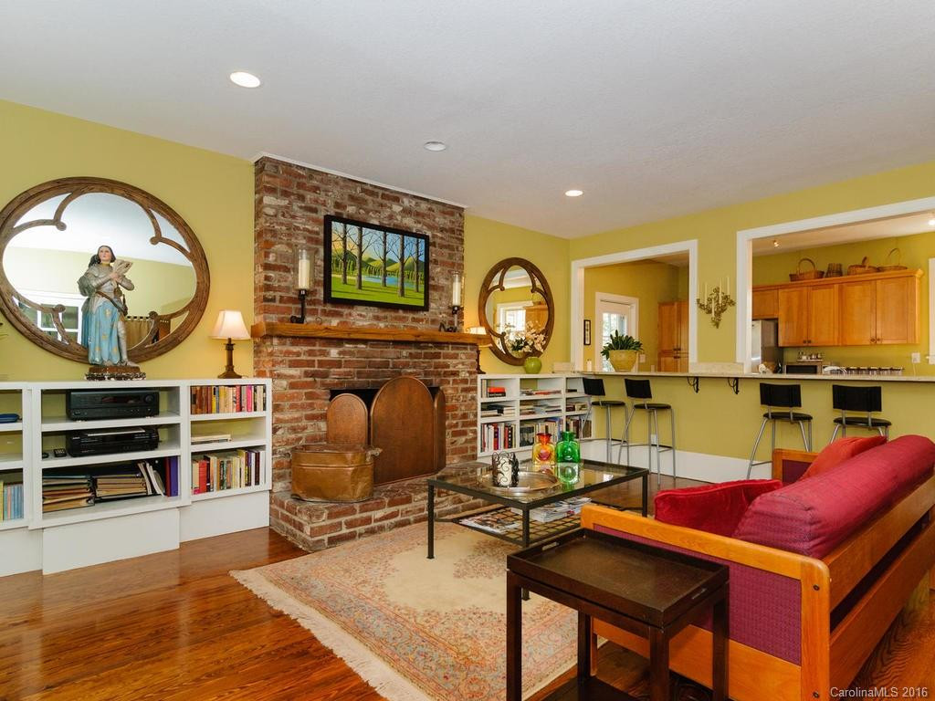 56 Sheridan Road - Photo 4