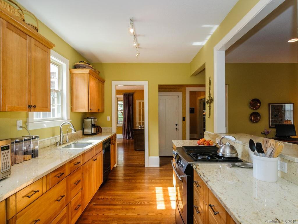 56 Sheridan Road - Photo 9