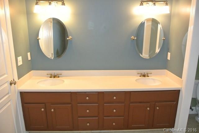 217 Saint Johns Street - Photo 11