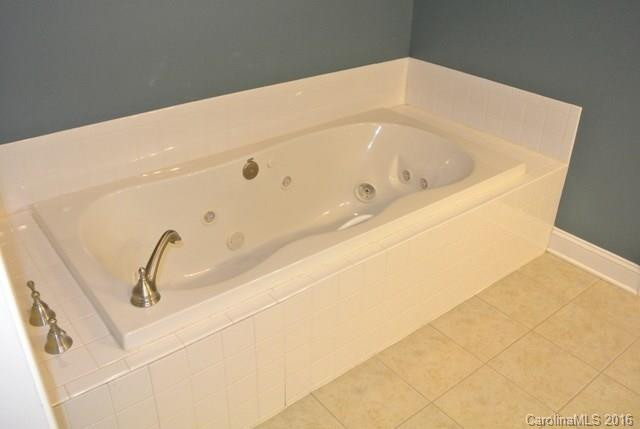 217 Saint Johns Street - Photo 10