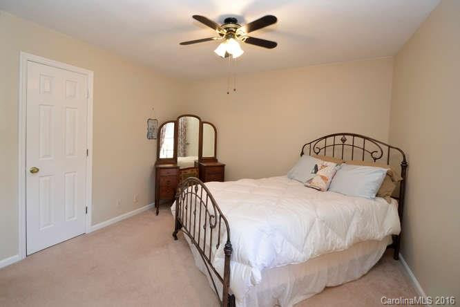 110 Heywood Drive #15D - Photo 16