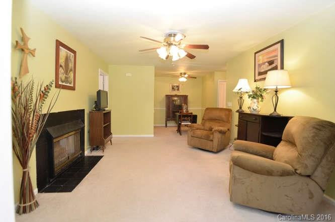 110 Heywood Drive #15D - Photo 3