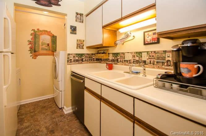 110 Heywood Drive #15D - Photo 9