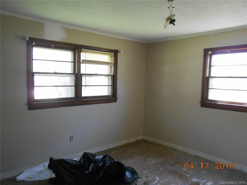 201 Children Street - Photo 7