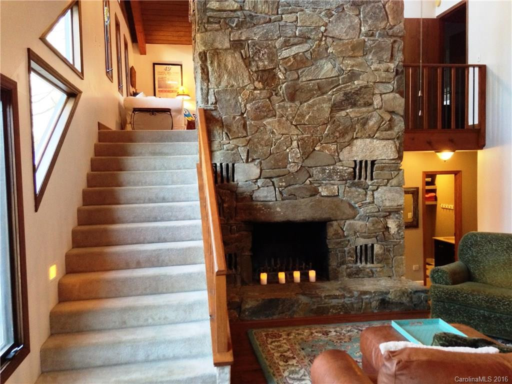 22 Chestnut Drive - Photo 3