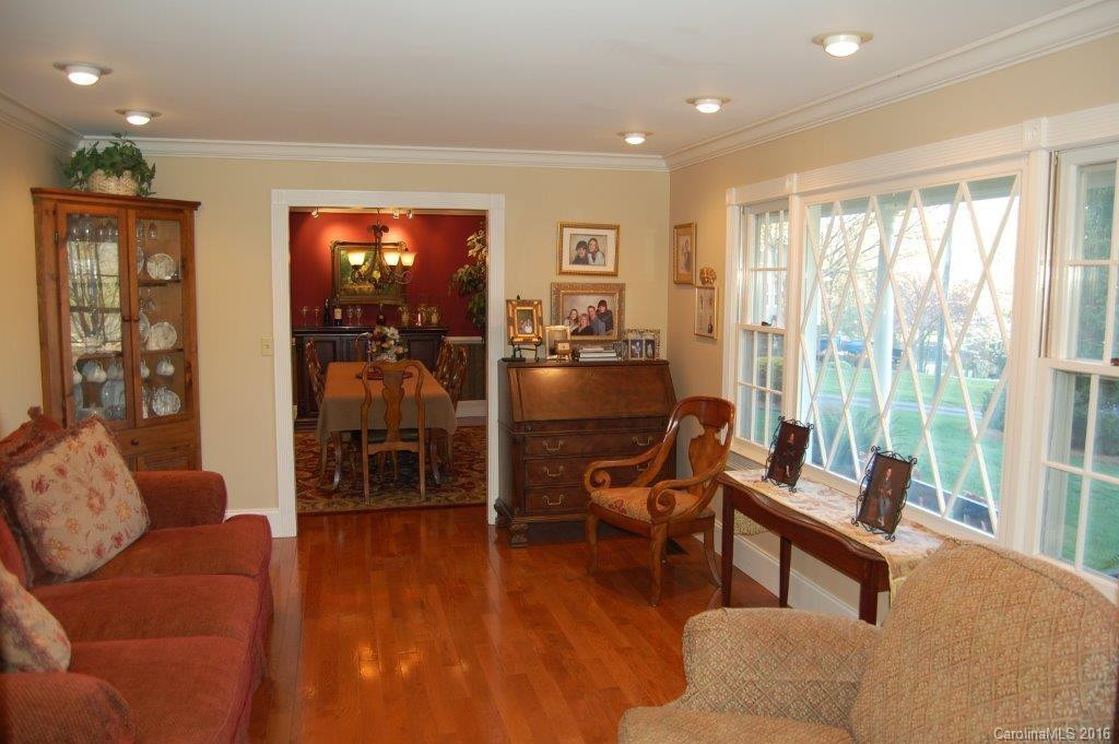 5423 Montanya View Court - Photo 4