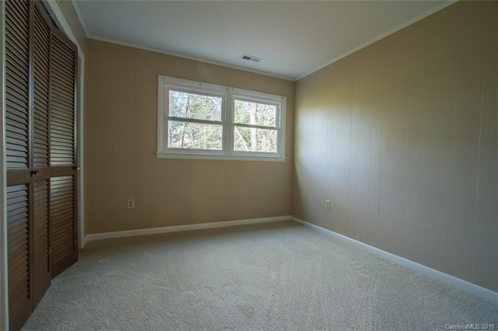 481 University Heights - Photo 11