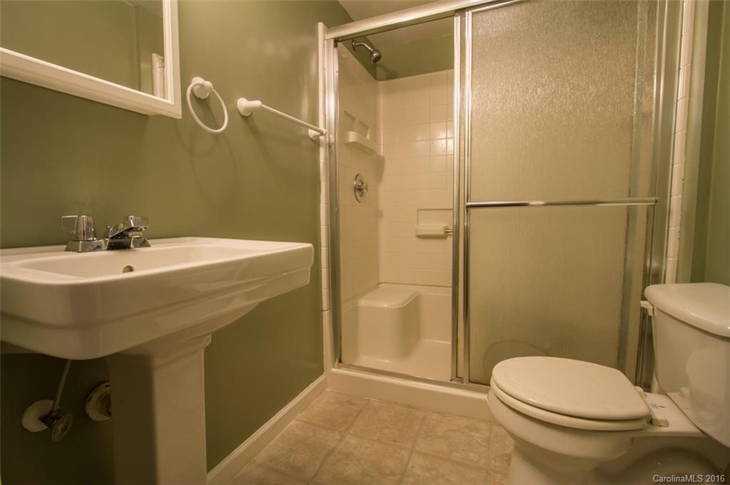 481 University Heights - Photo 17