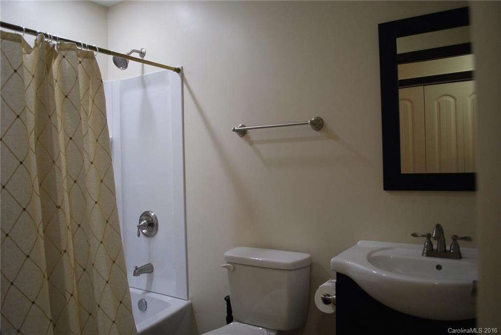 194 Joyner Avenue - Photo 11
