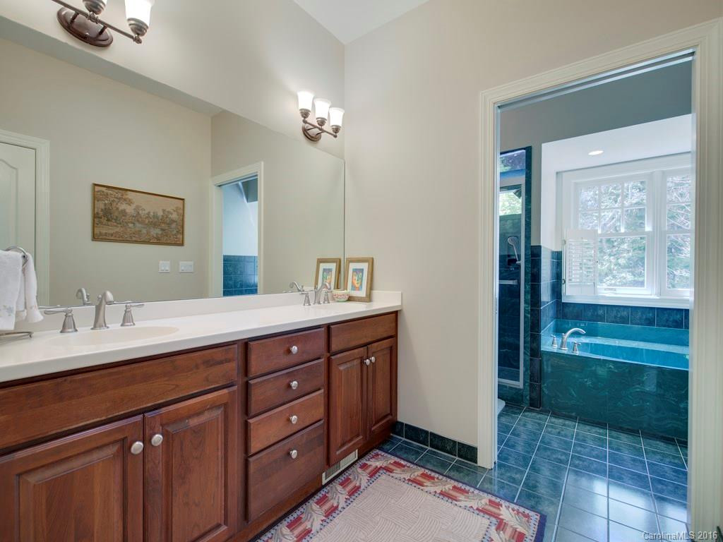 7 Ben Hogan Drive - Photo 12