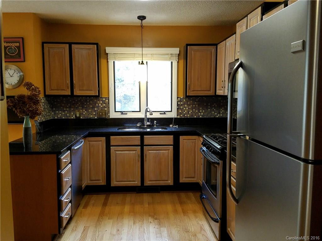 305 Piney Mountain Drive #H1 - Photo 9