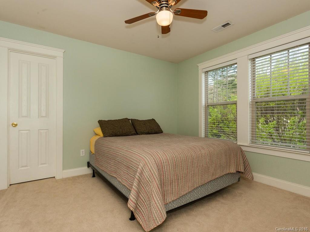 411 Mountain Wasp Drive - Photo 15