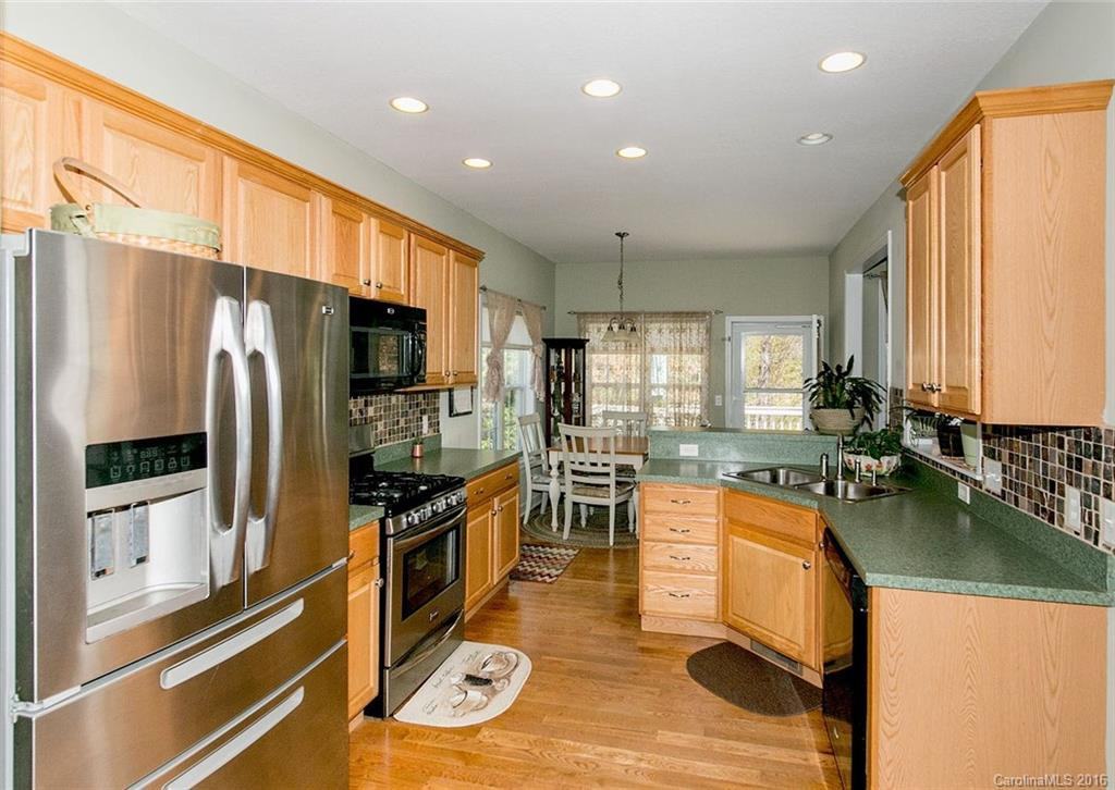 55 Crab Meadow Drive #2 - Photo 8
